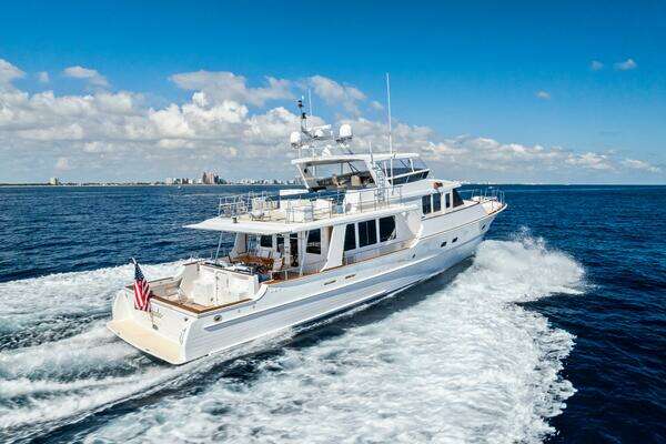 2005 Grand Banks 72