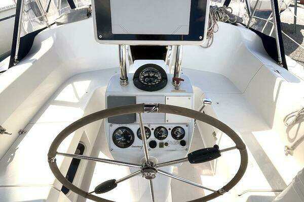 Photo of the 2003 Catalina 350 "Misty Blue"