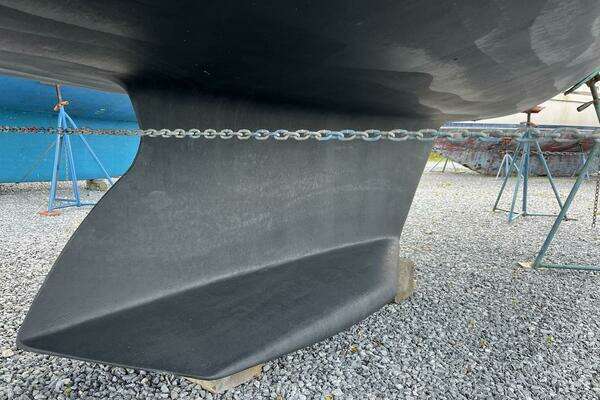 Photo of the 2003 Catalina 350 "Misty Blue"