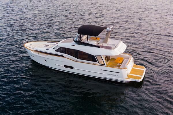 TUI 49ft Greenline Yacht For Sale