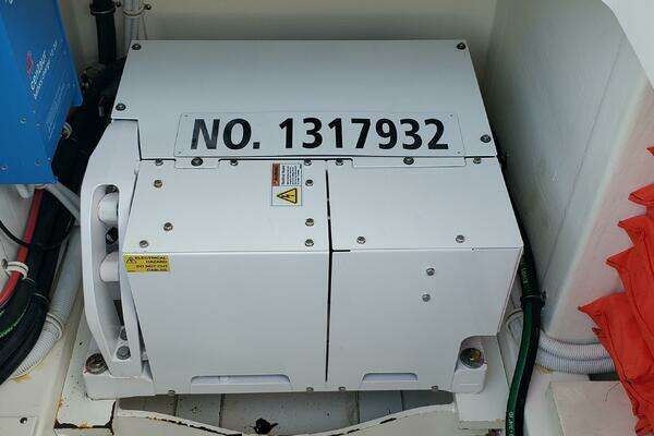 2021 Tiara Yachts 38