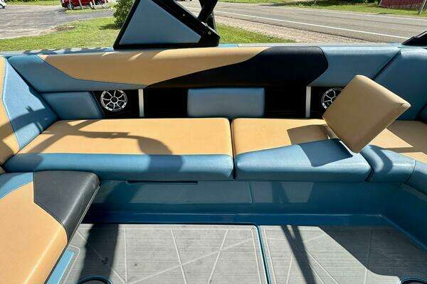 2020 ATX Surf Boats 24