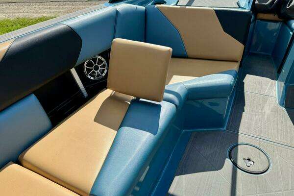 2020 ATX Surf Boats 24