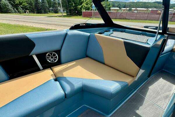 2020 ATX Surf Boats 24