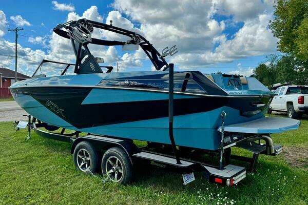 2020 ATX Surf Boats 24