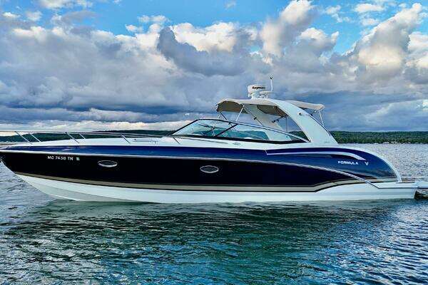 35-ft-Formula-2013-350 Sun Sport- Boyne City Michigan United States  yacht for sale