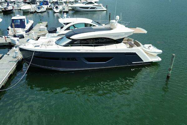 52ft Carver Yacht For Sale