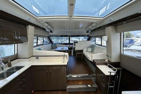 52ft Carver Yacht For Sale