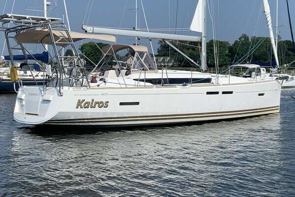 40-ft-Jeanneau-2013-409-KAiROS Old Saybrook  Connecticut United States  yacht for sale