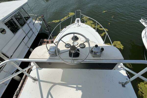 Photo of the 2001 Rampage Rampage 30 Express Open "Lucky Dog"