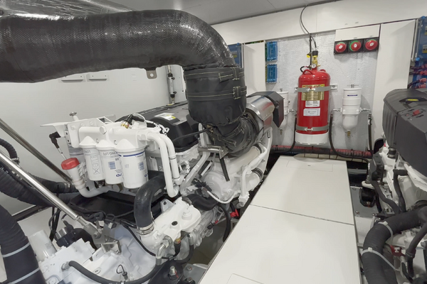 Galeon 560 FLY Yacht For Sale