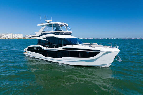 Galeon 560 FLY Yacht For Sale
