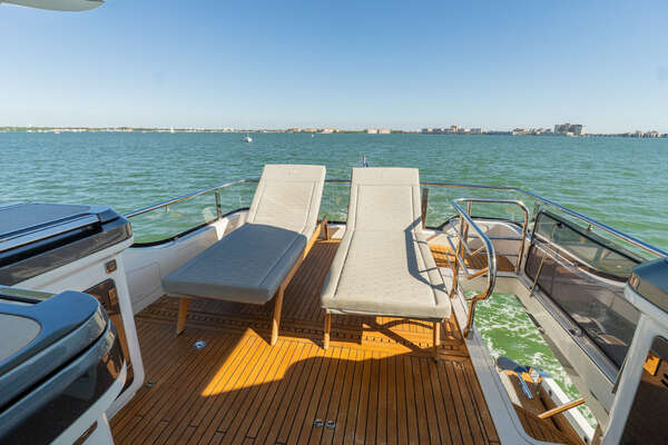 Galeon 560 FLY Yacht For Sale