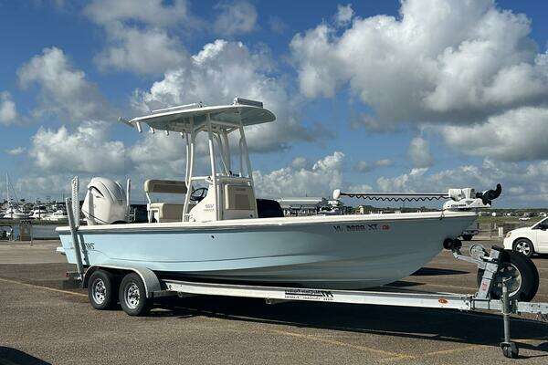 24-ft-Pathfinder-2021-2400 TRS- Rockport  Texas United States  yacht for sale