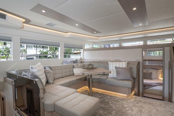 Alva OE 54 Salon Overview