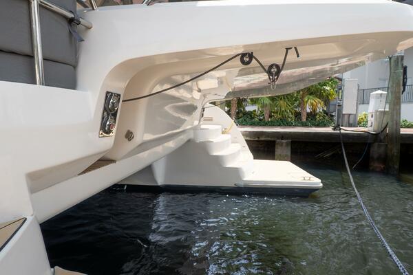 Alva OE 54 Cockpit Dinghy Davits And Starboard Sugar Scoop