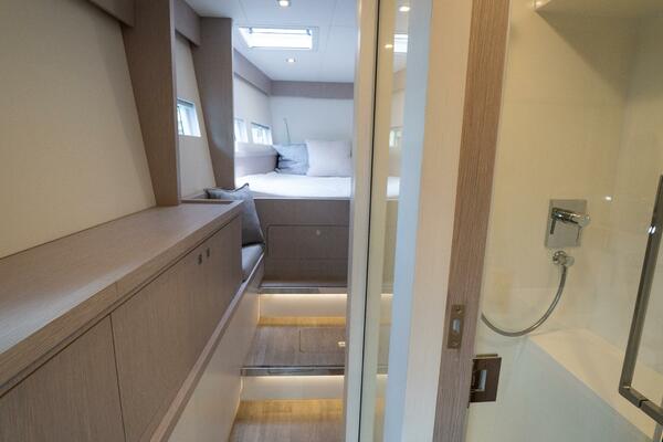 Alva OE 54 Port Forward Shower