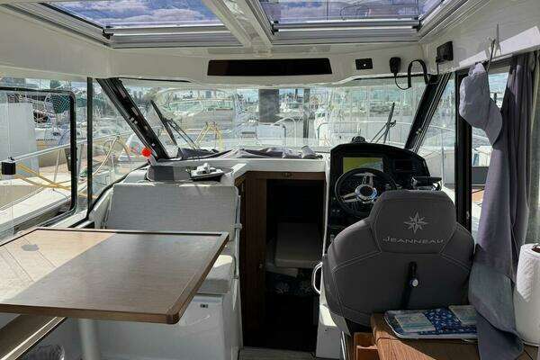 2021 Jeanneau 29