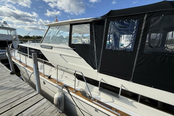 Yachta Yachta 42ft Chris Craft Yacht For Sale