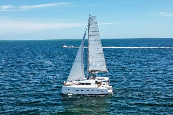 39-ft-Bali-2017-4.0-KNOT ON CALL Miami Florida United States  yacht for sale