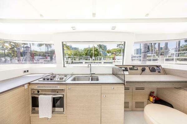 Bali 4.0 Yacht For Sale