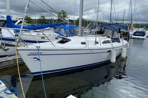 31-ft-Catalina-2000-310-Loonseeker Midland Ontario Canada  yacht for sale