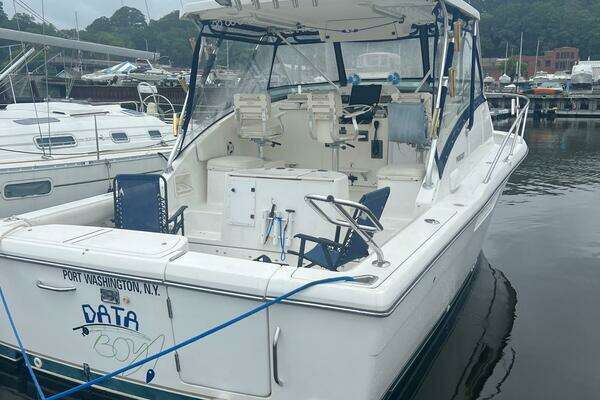 31-ft-Pursuit-2001-3000 Offshore-Stuart yacht for sale
