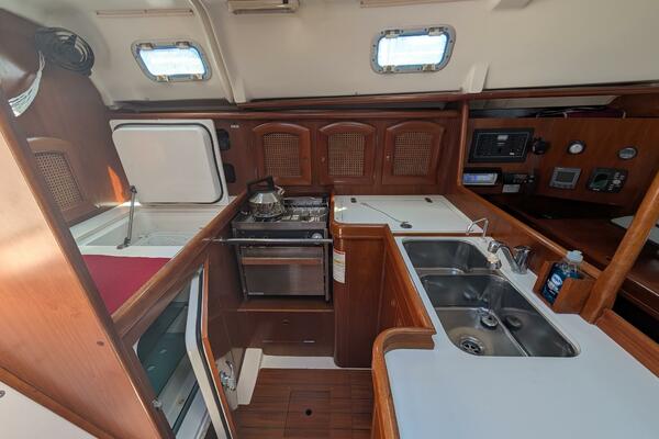 Renaissance 36ft Beneteau Yacht For Sale
