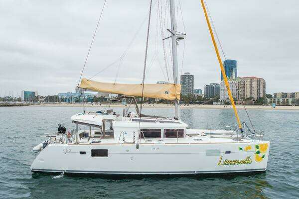 45-ft-Lagoon-2016-450F-Limoncello Long Beach California United States  yacht for sale