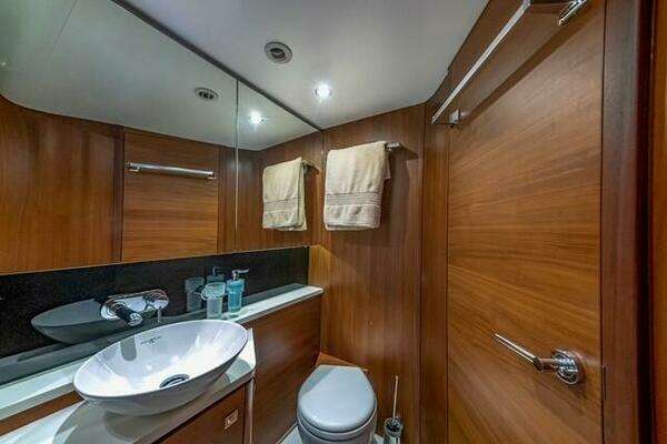 Princess V48 Yacht For Sale