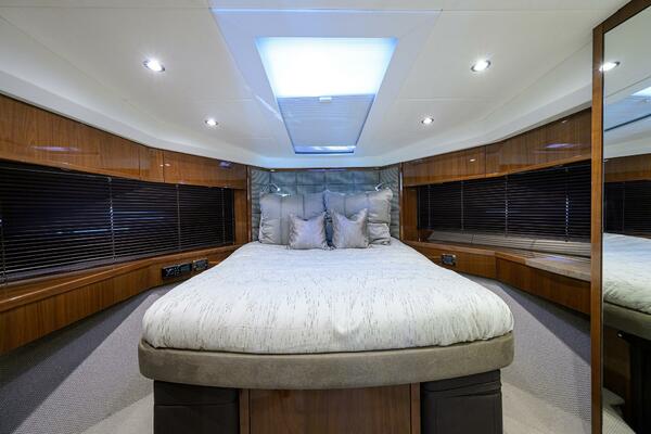 TIGHT SQUEEZE 64ft Princess Yacht For Sale