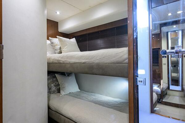 TIGHT SQUEEZE 64ft Princess Yacht For Sale