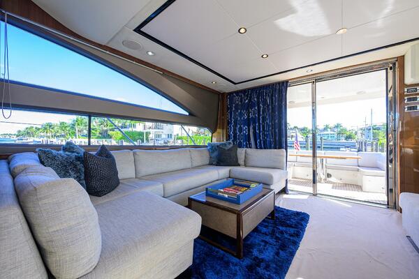 TIGHT SQUEEZE 64ft Princess Yacht For Sale