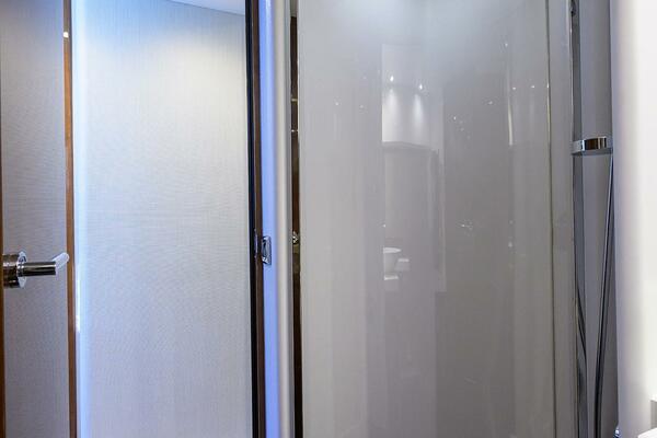 TIGHT SQUEEZE 64ft Princess Yacht For Sale