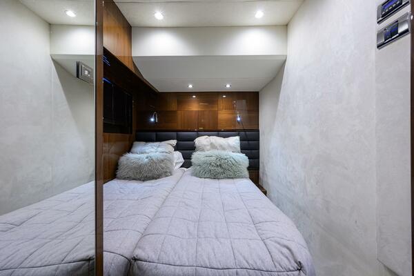 TIGHT SQUEEZE 64ft Princess Yacht For Sale