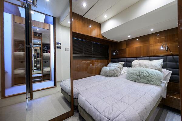 TIGHT SQUEEZE 64ft Princess Yacht For Sale