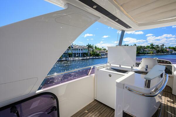 TIGHT SQUEEZE 64ft Princess Yacht For Sale