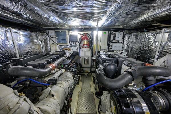 TIGHT SQUEEZE 64ft Princess Yacht For Sale