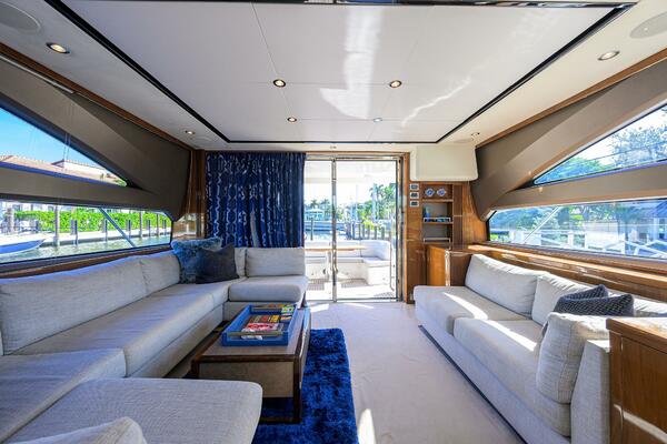 TIGHT SQUEEZE 64ft Princess Yacht For Sale
