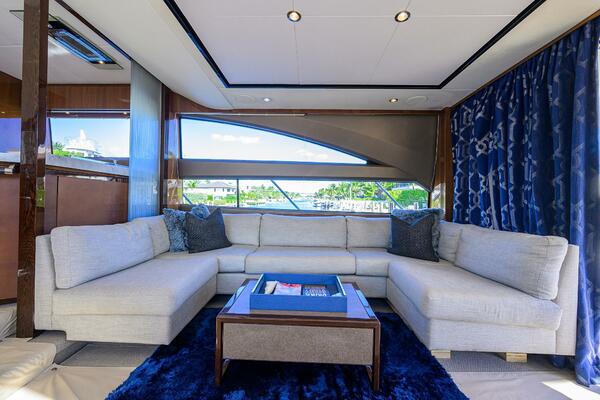 TIGHT SQUEEZE 64ft Princess Yacht For Sale
