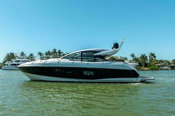 2018 Sunseeker 57