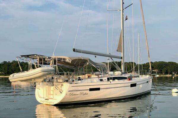 43-ft-Catalina-2022-425-Picture Perfect Atlantic Highlands New Jersey United States  yacht for sale