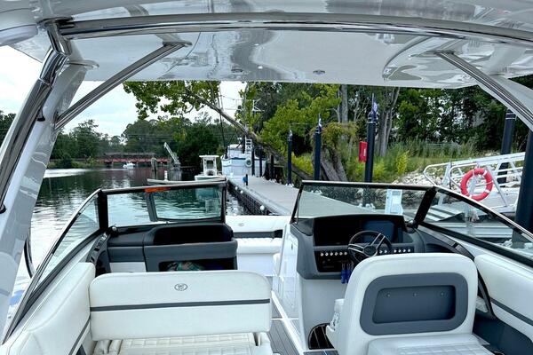 Drama Free 30ft Cobalt Yacht For Sale