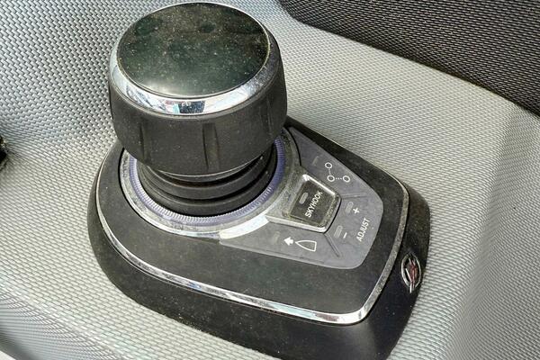 Drama Free 30ft Cobalt Yacht For Sale