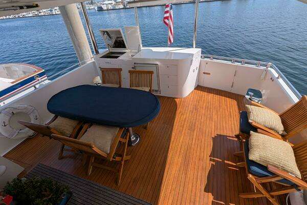 Johnson Motor Yacht Yacht For Sale