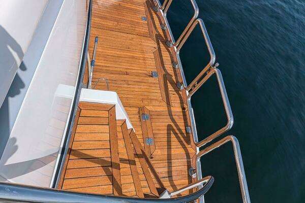 Johnson Motor Yacht Yacht For Sale