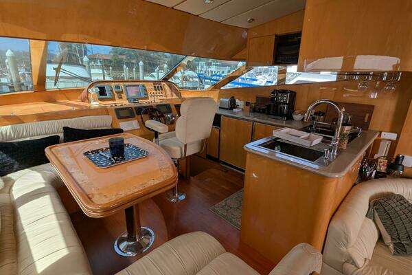 Johnson Motor Yacht Yacht For Sale