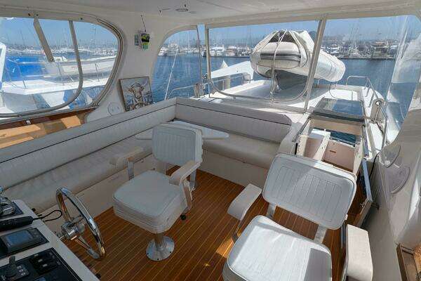 Johnson Motor Yacht Yacht For Sale