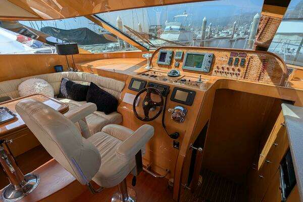 Johnson Motor Yacht Yacht For Sale