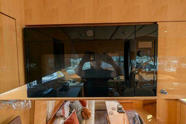 Johnson Motor Yacht Yacht For Sale